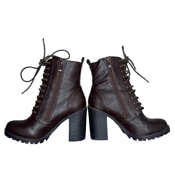 Dream Pairs lace up booties size 6 - Picture 4 of 9